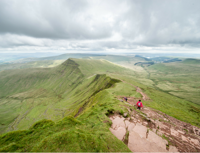 Best Walks in the Brecon Beacons & Snowdonia